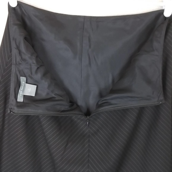 Ann Taylor Virgin Wool Lined Career Skirt Size 12 in Brown w/ Pinstripes - Picture 9 of 12
